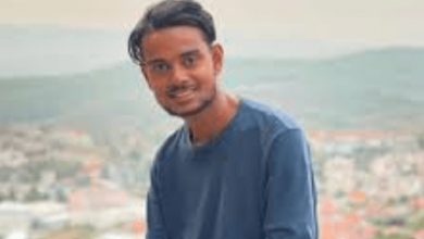 Nomad Shubham Net Worth in Rupees